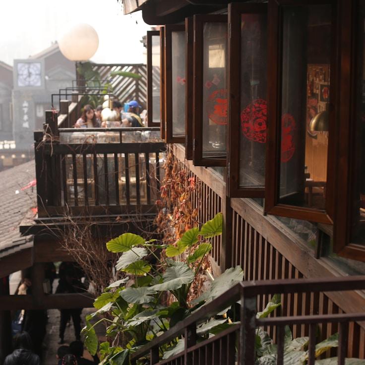 Family terraces and cafés for calm evenings in Barcelona